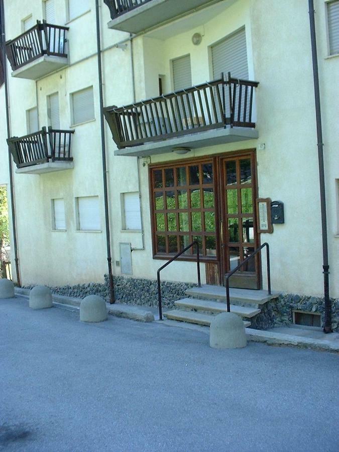 Il Capriolo Villa เซาเซดุลซ์ ภายนอก รูปภาพ
